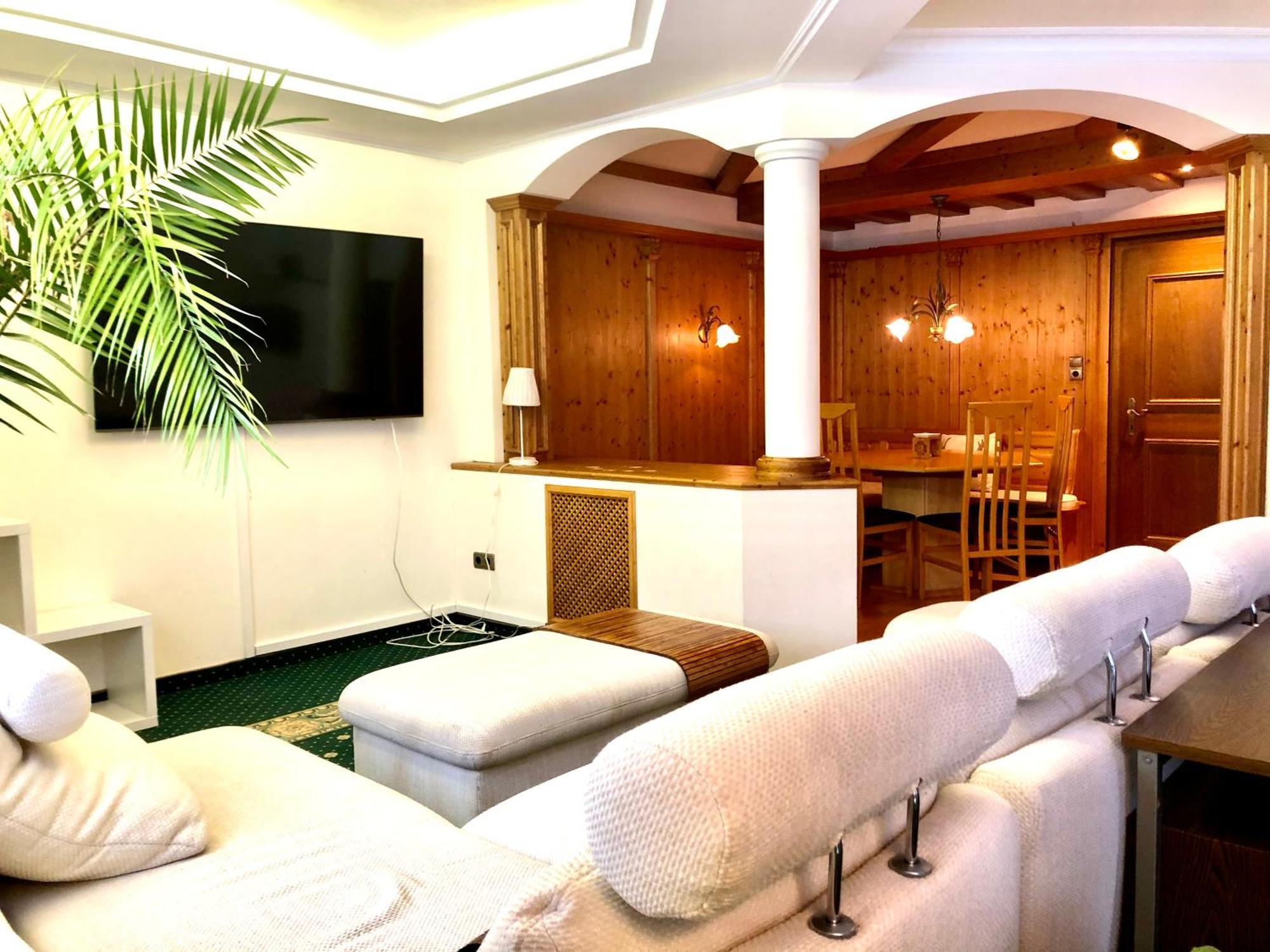 Gasthof Enzian Tannheim Quarto foto